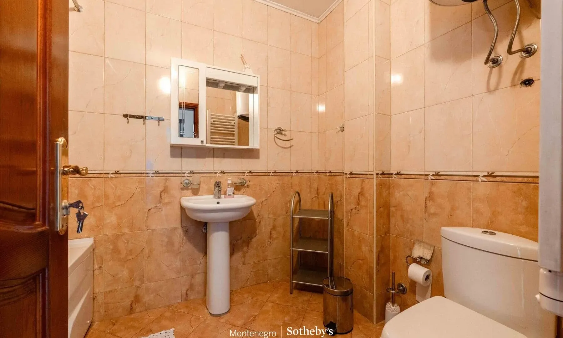 Sale, house, 416m², Utjeha, Bar