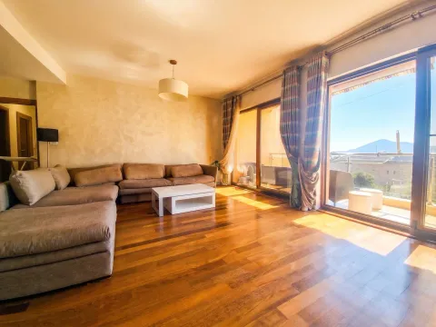 Rent, two bedroom apartment, 80m², Kamenovo, Budva - image 4