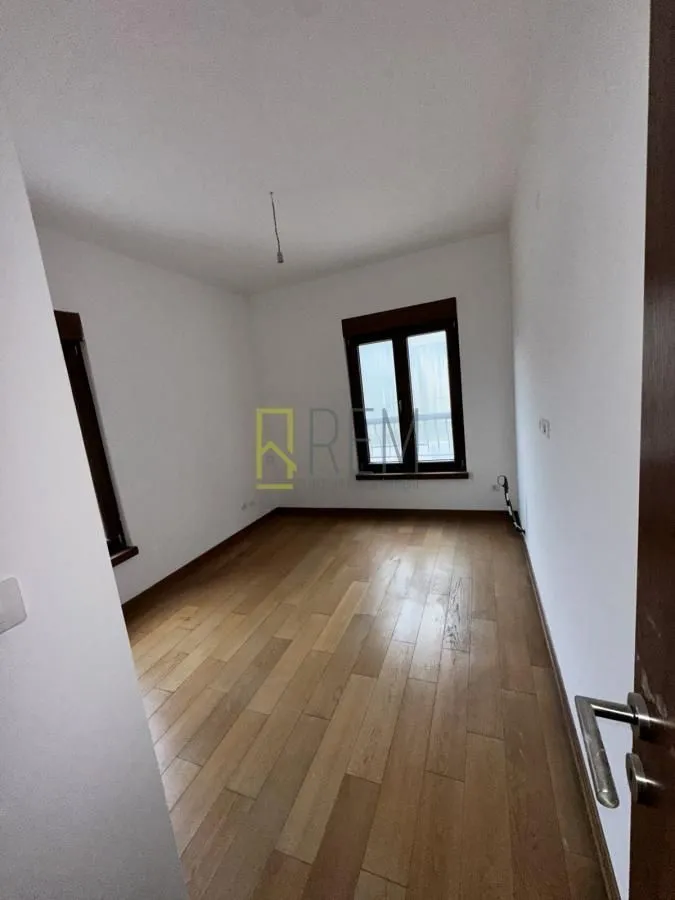 Prodaja, dvosoban stan, 69m², Momišići, Podgorica