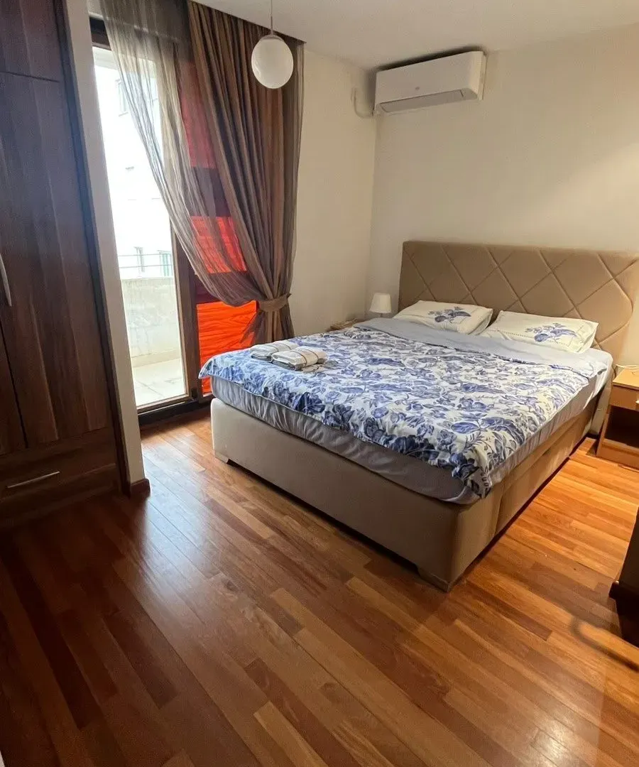 Rent, two bedroom apartment, 76m², Centar, Budva