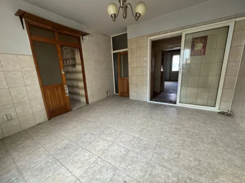 Prodaja, dvosoban stan, 85m², Centar, Podgorica - image 4