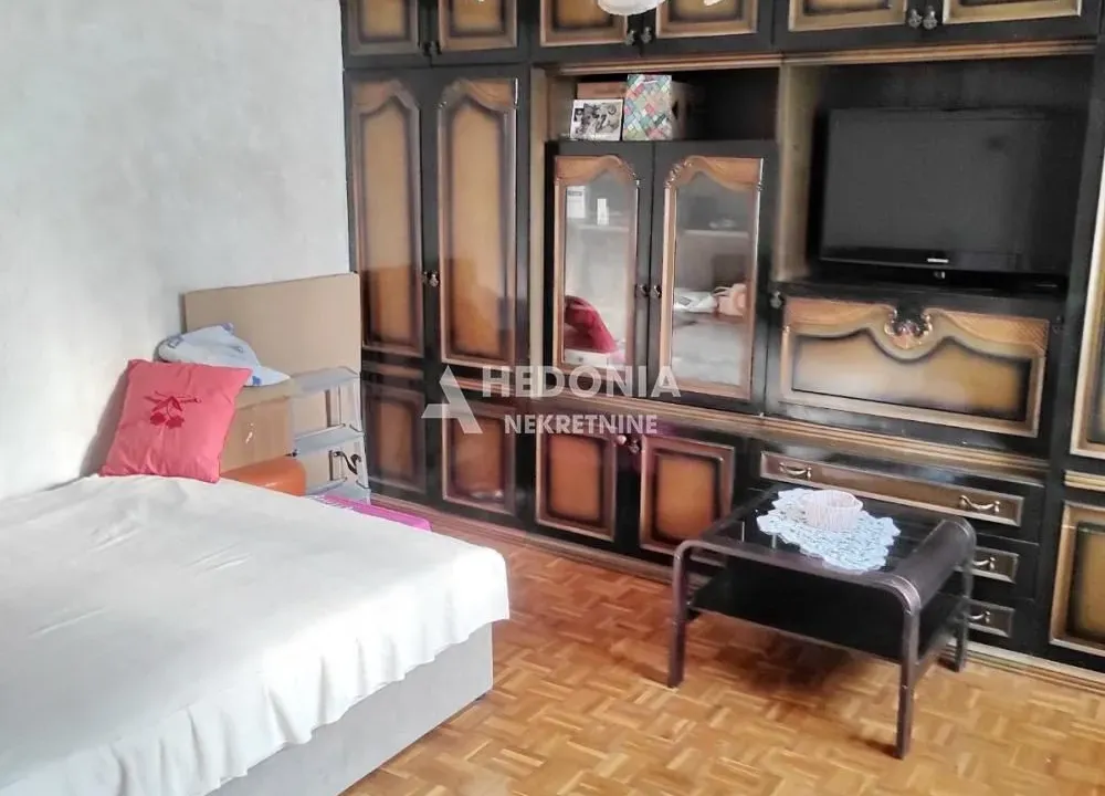 Prodaja, dvosoban stan, 58m², Novi Beograd Blok 70, Novi Beograd Sve Podlokacije