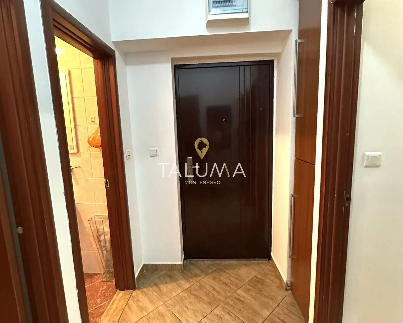 Rent, two bedroom apartment, 62m², Blok 9, Podgorica