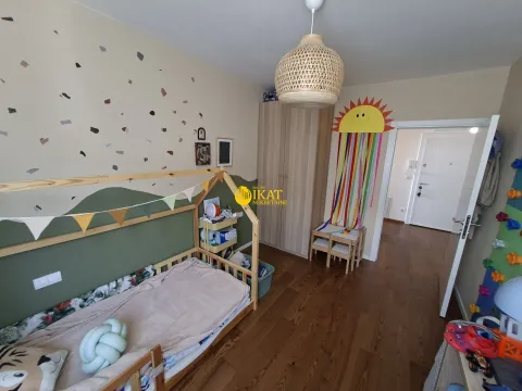 Sale, three bedroom apartment, 74m², Višnjička Banja, Palilula Sve Podlokacije - image 7