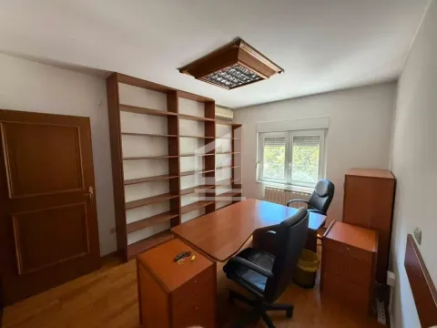 Rent, office space, 150m², Ljubović, Podgorica - image 4