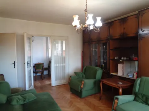 Prodaja, trosoban stan, 61m2, Centar, Kragujevac Prodaja, trosoban stan, 61m2, Centar, Kragujevac