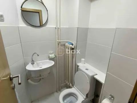 Izdavanje, trosoban stan, 66m², Dom zdravlja, Niš - image 13