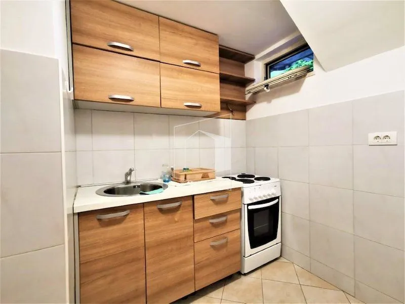 Rent, studio apartment, 30m², Gorica C, Podgorica