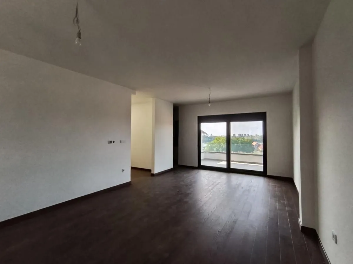 Prodaja, četvorosoban stan, 140m², Sremska Kamenica, Petrovaradin