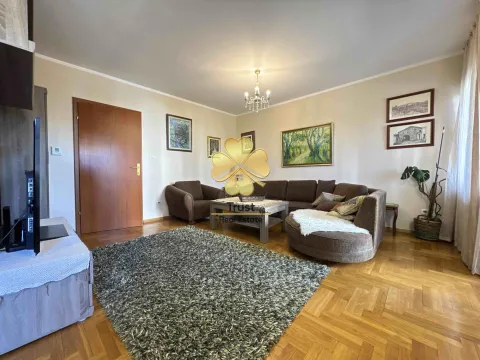 Izdavanje, dvosoban stan, 80m², Momišići, Podgorica - image 2