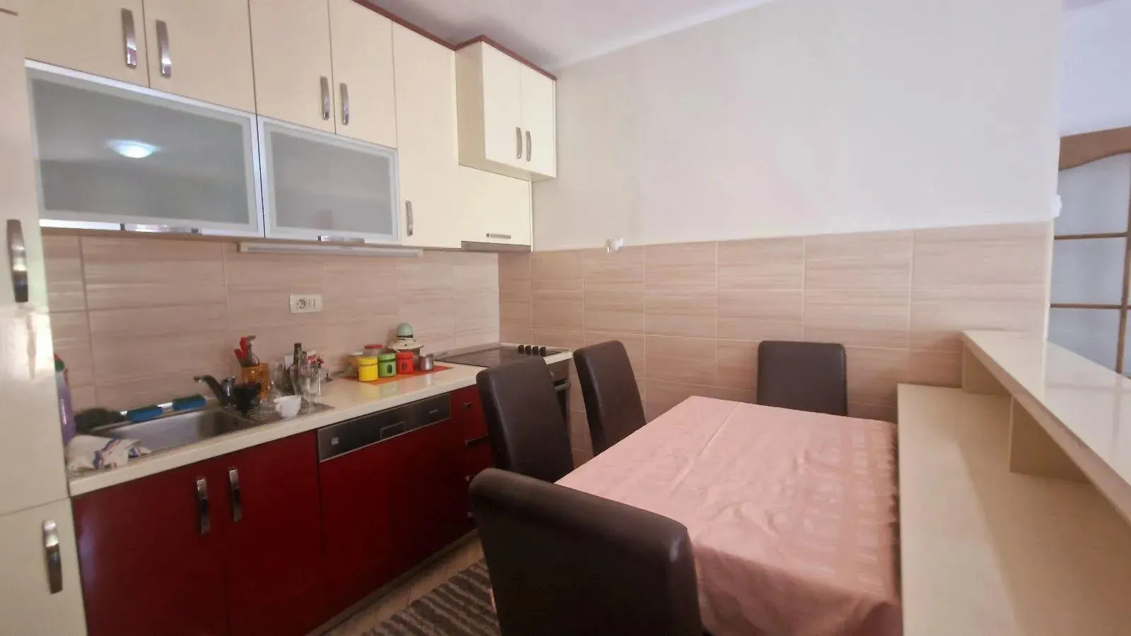 Izdavanje, jednosoban stan, 50m², Preko Morače, Podgorica