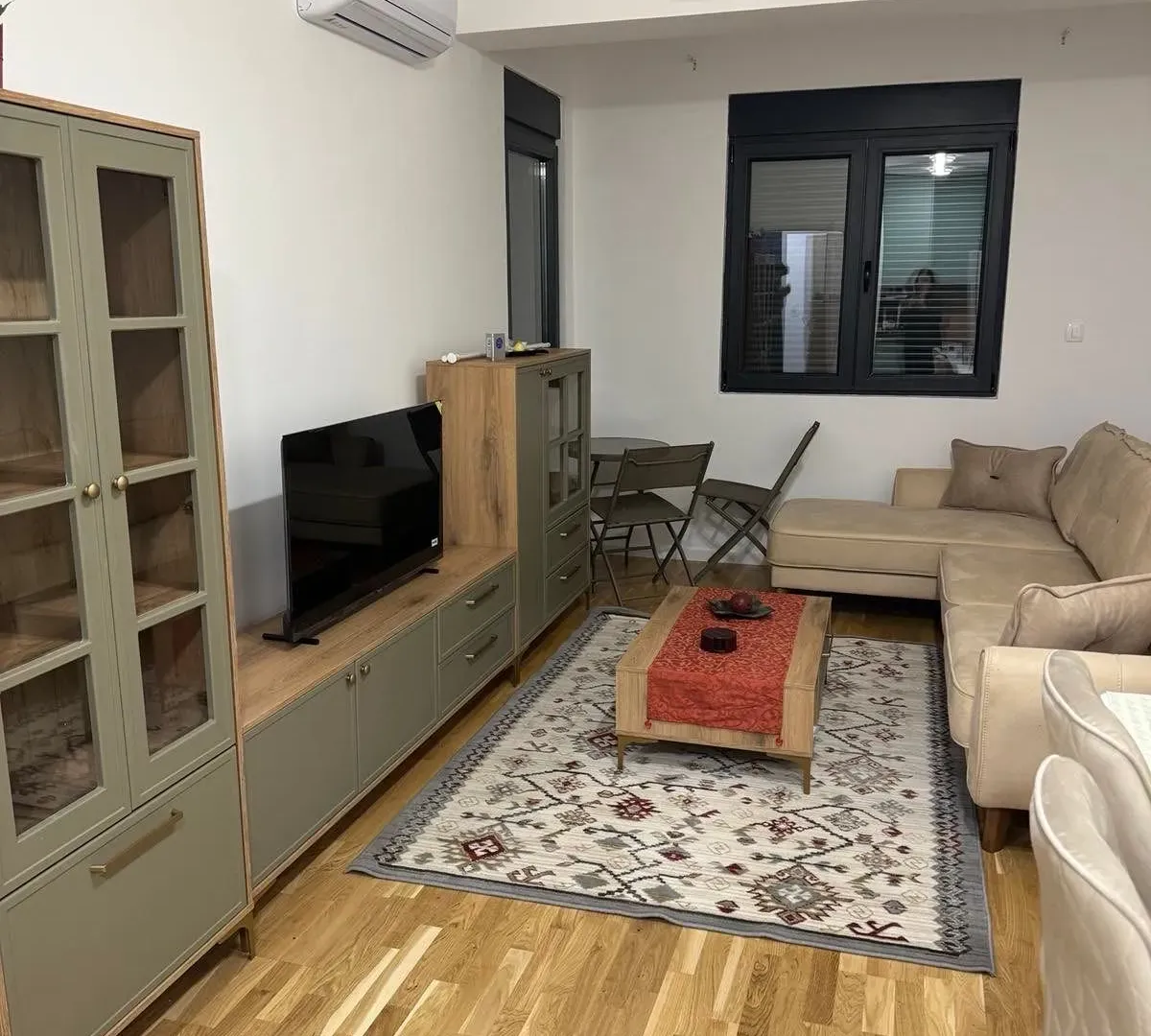 Rent, one bedroom apartment, 42m², Stari Aerodrom, Podgorica