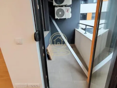 Izdavanje, poslovni prostor, 76m², Čukarica, Beograd - image 6