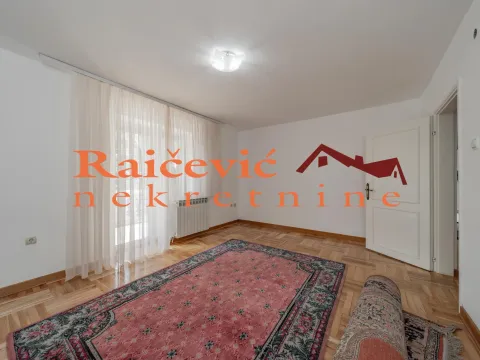 Izdavanje, kuća, 544m², Trošarina, Voždovac Sve Podlokacije - image 8