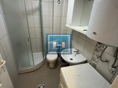 Rent, one bedroom apartment, 35m², Centar, Ćuprija - image 6