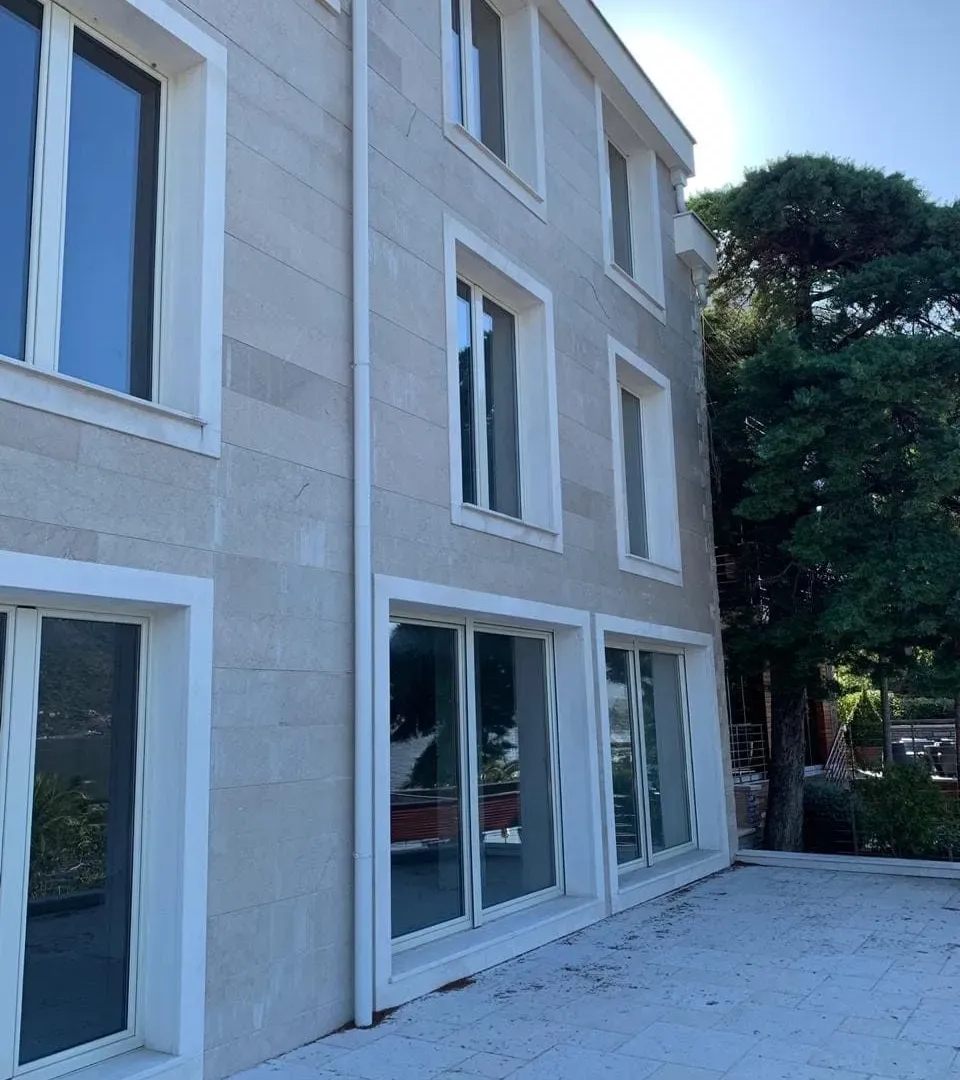 Sale, house, 500m², Dobrota, Kotor