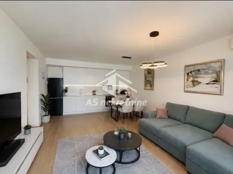 Izdavanje, trosoban stan, 87m², Savski Venac, Beograd - image 3
