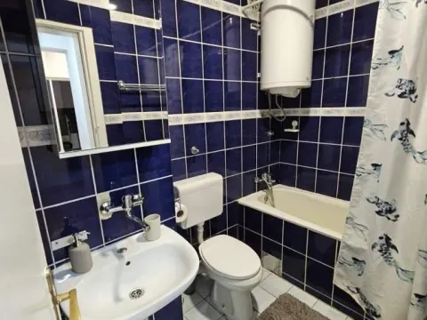 Izdavanje, dvosoban stan, 52m², Socijalno, Novi Sad Sve Podlokacije - image 17