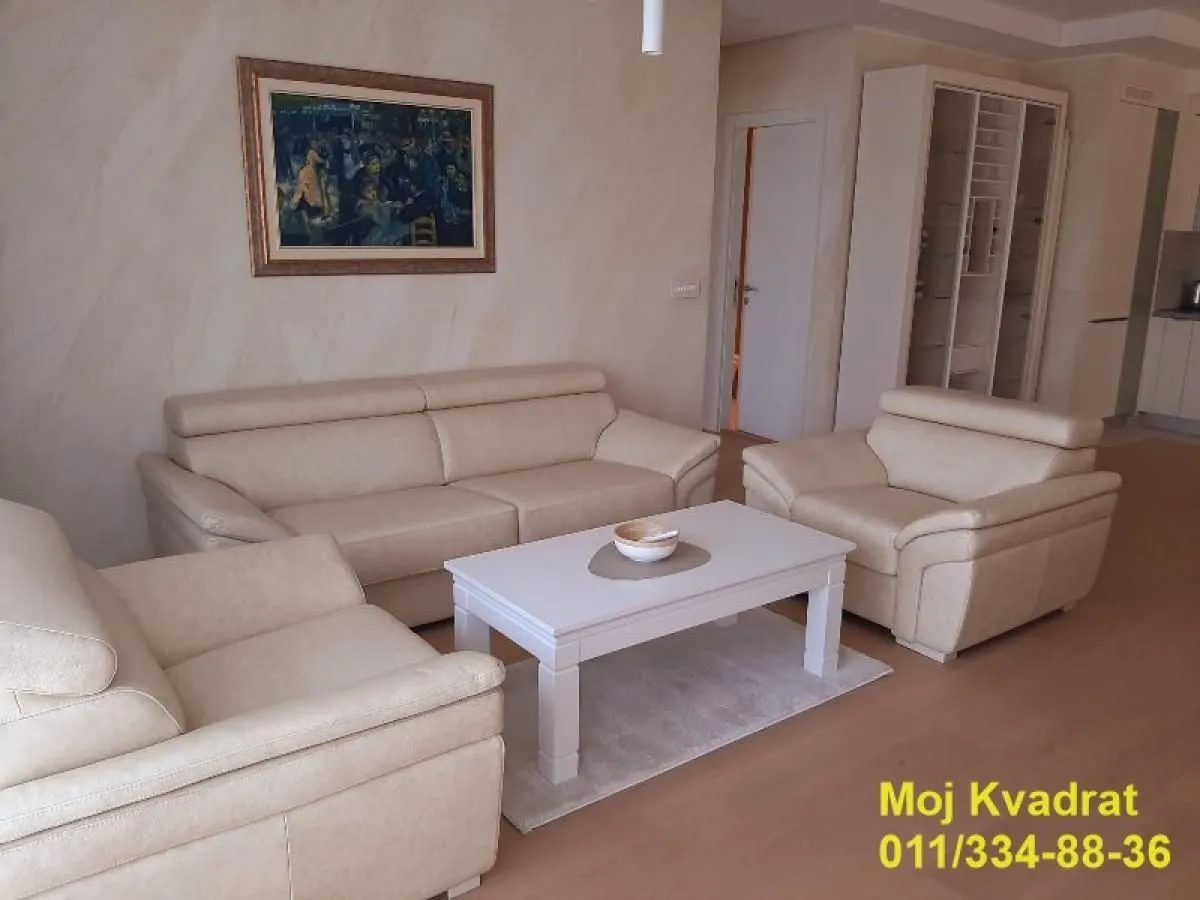 Rent, four bedroom apartment, 121m², Savski Venac, Beograd