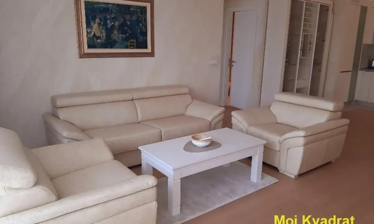 Rent, four bedroom apartment, 121m², Savski Venac, Beograd