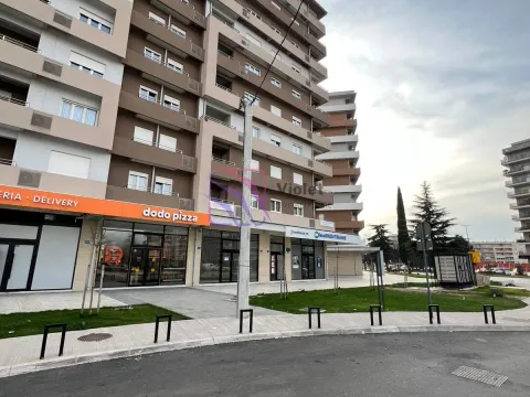 Rent, office space, 104m², Central Point, Podgorica - image 3