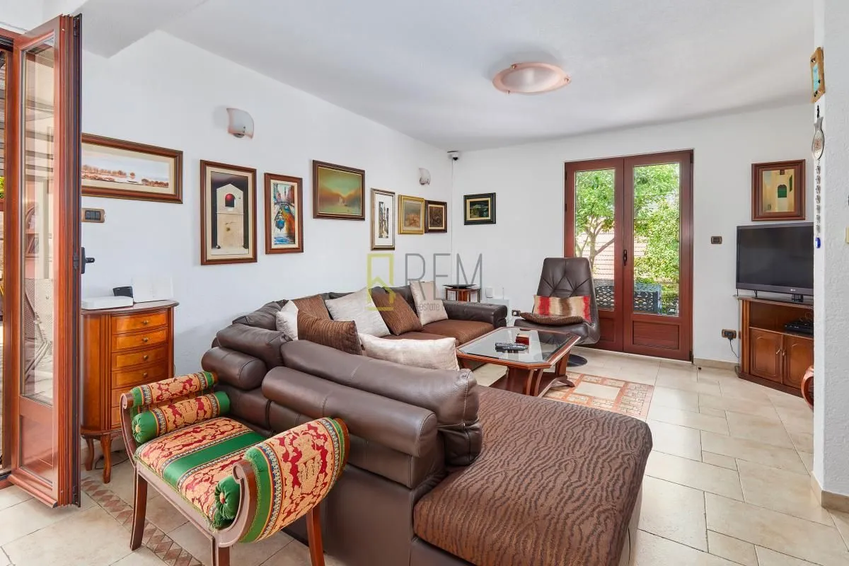 Prodaja, kuća, 120m², Dobrota, Kotor
