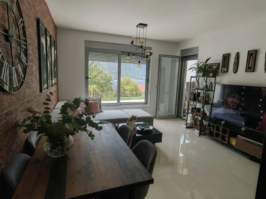 Prodaja, stan, 52m², Kotor, Crna Gora