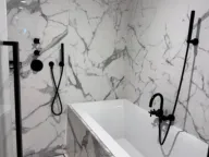 Izdavanje, dvosoban stan, 135m², Centar, Budva - image 3