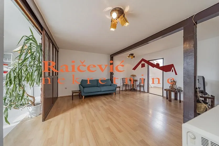 Sale, three bedroom apartment, 96m², Savski Venac, Beograd