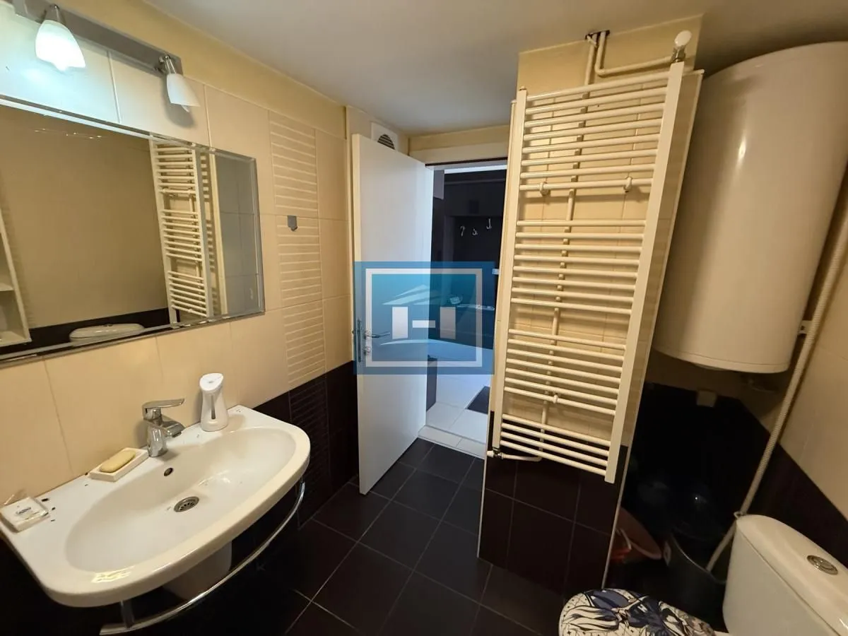 Prodaja, trosoban stan, 105m², Centar, Jagodina