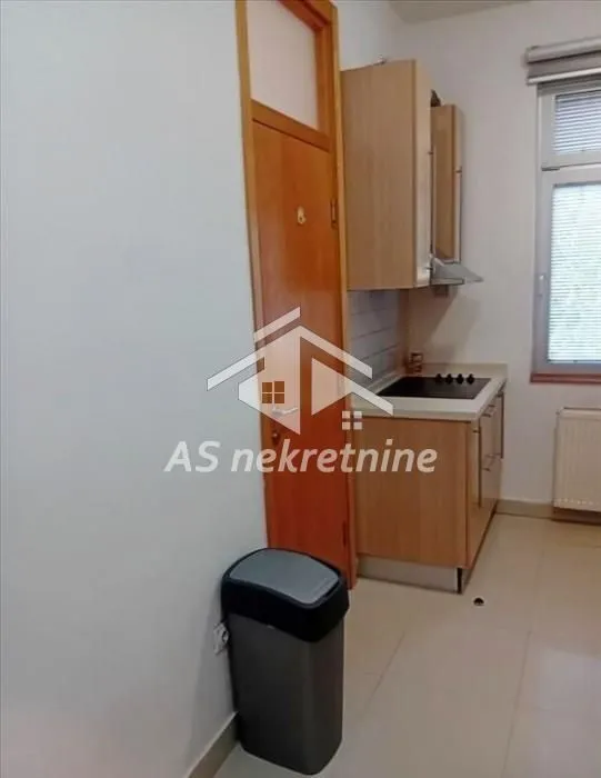 Rent, three bedroom apartment, 98m², Savski Venac, Beograd