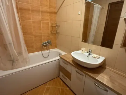 Izdavanje, dvosoban stan, 78m², City Kvart, Podgorica - image 2