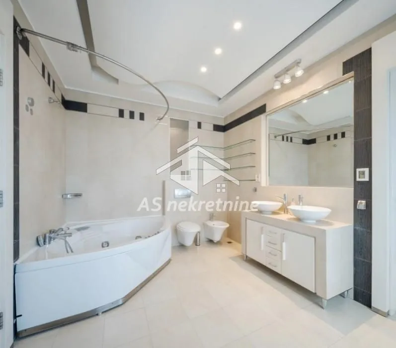 Sale, three bedroom apartment, 150m², Banovo Brdo, Beograd
