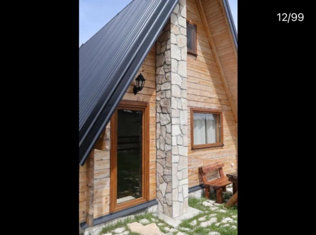 Prodaja, kuća, 832m², Razvršje, Žabljak