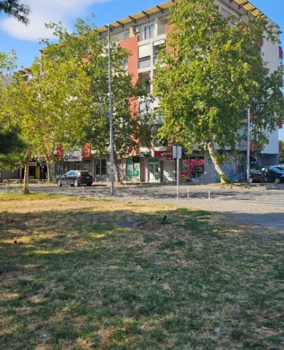 Izdavanje, dvosoban stan, 70m², Podgorica, Crna Gora