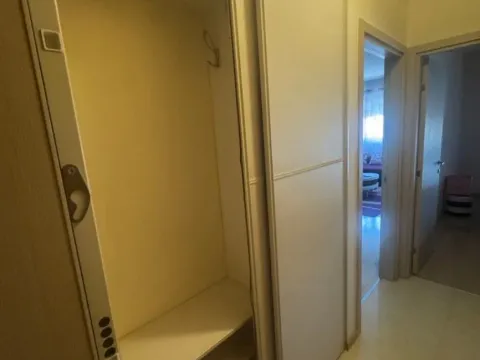 Izdavanje, jednosoban stan, 47m², City Kvart, Podgorica - image 6