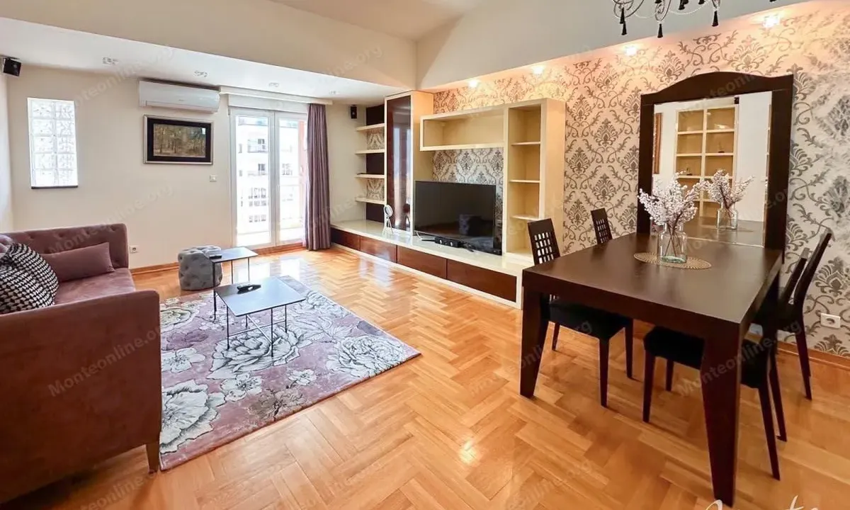 Prodaja, dvosoban stan, 92m², City Kvart, Podgorica