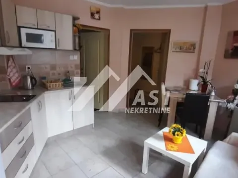 Izdavanje, kuća, 46m², Ledinci, Petrovaradin - image 8