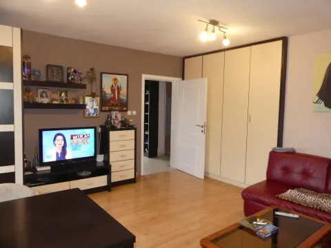 Prodaja, kuća, 169m², Trnava, Jagodina - image 14