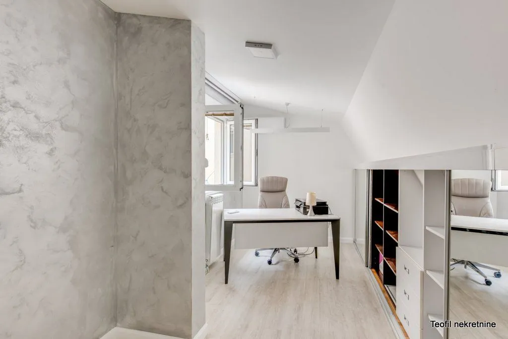 Prodaja, stan, 118m², Djeram, Pirot