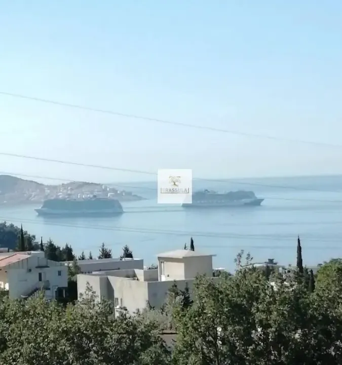 Prodaja, kuća, 730m², Zankovići, Bar