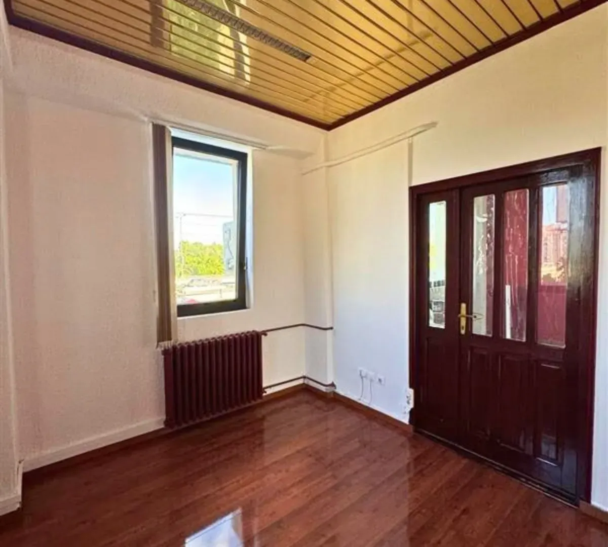 Rent, office space, 75m², Savski Venac, Beograd