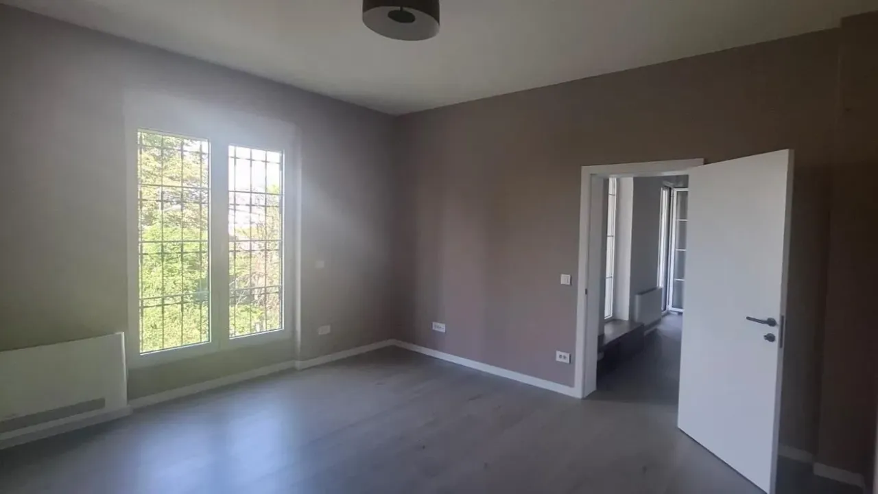 Rent, apartment, 138m², Savski Venac, Beograd