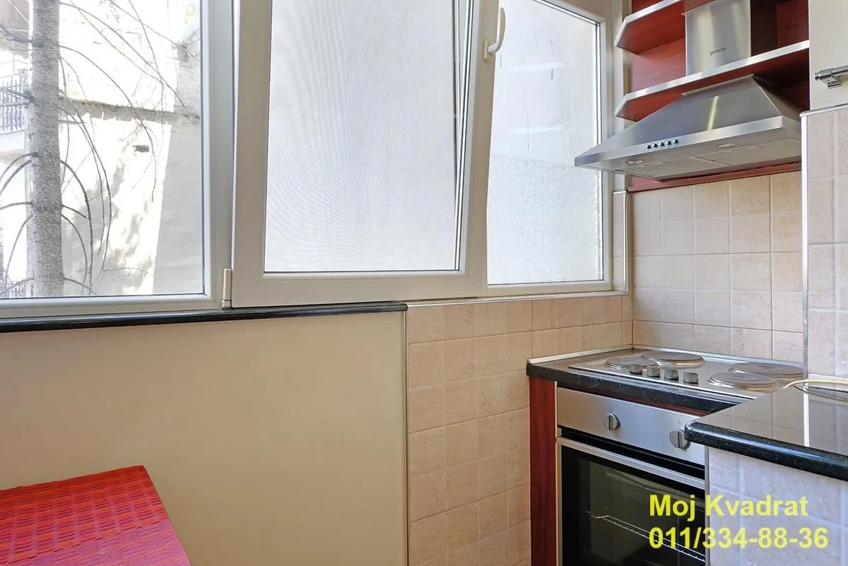 Prodaja, dvosoban stan, 65m², Stari Grad, Beograd