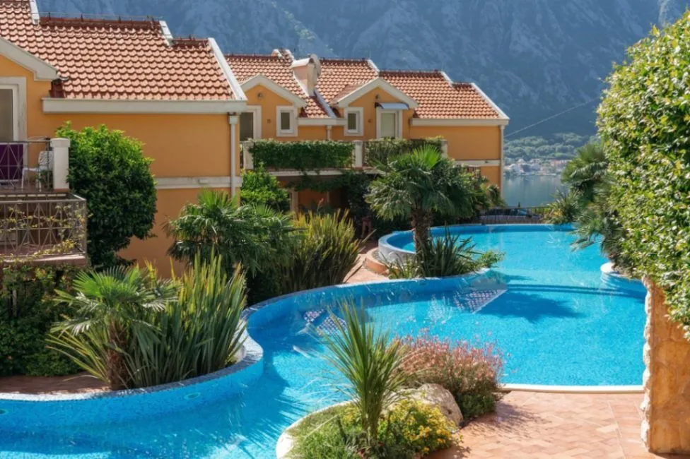 Prodaja, dvosoban stan, 178m², Gornji Orahovac, Kotor