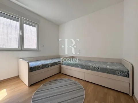 Izdavanje, dvosoban stan, 63m², Blok 9, Podgorica - image 12