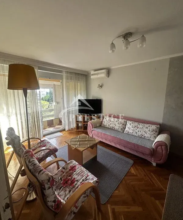 Izdavanje, jednosoban stan, 44m², Preko Morače, Podgorica