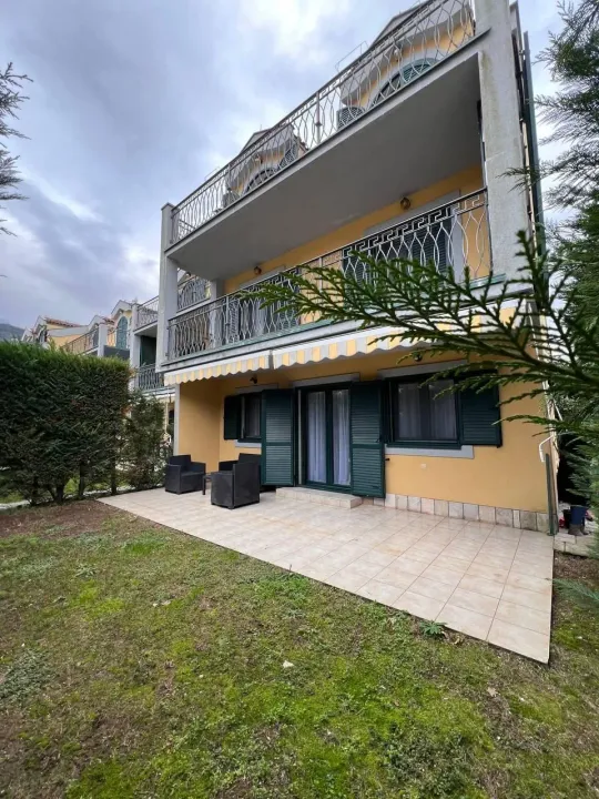 Sale, house, 176m², Lastva Grbaljska, Kotor