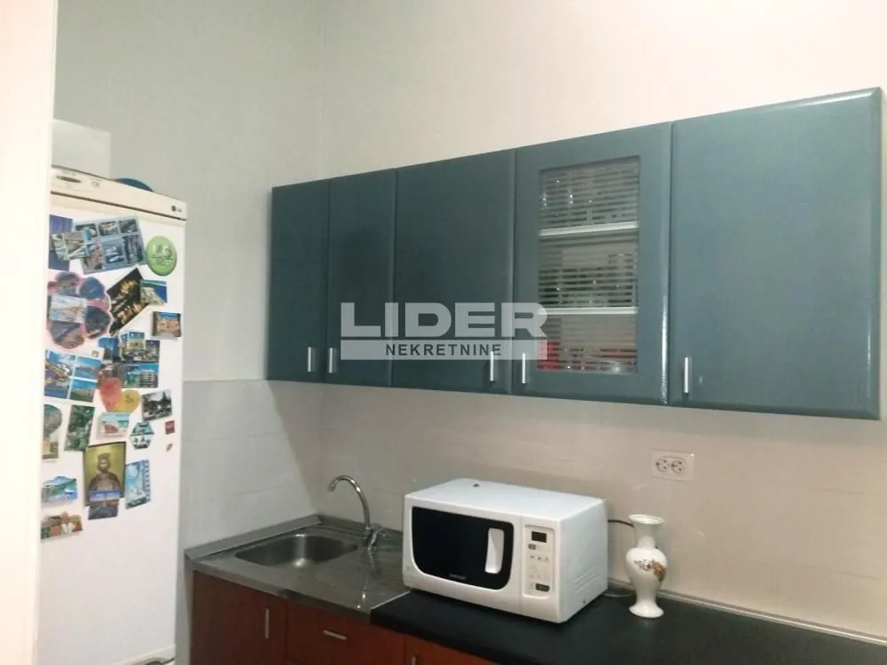 Sale, three bedroom apartment, 61m², Stari Grad, Beograd
