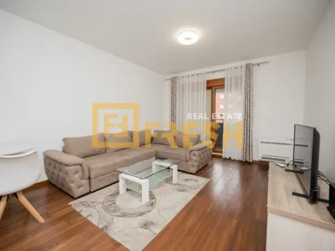 Izdavanje, dvosoban stan, 71m², Master Kvart, Podgorica - image 2